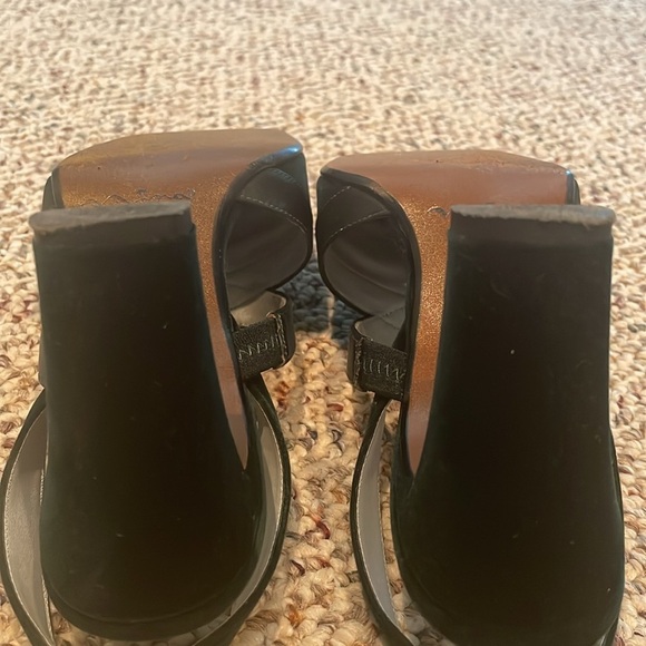 Nina Dark Green Velvet Look Slingback Heels. 7.5 - Picture 5 of 11